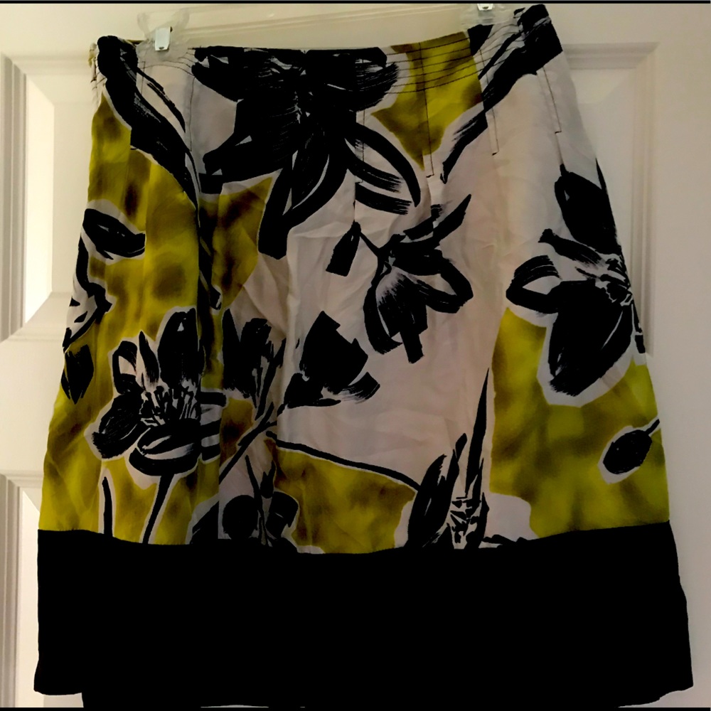 BCBGMAXAZRIA black, green, and cream silk skirt
